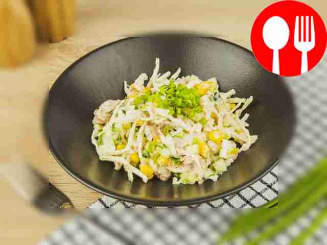 Салат с тунцом и капустой