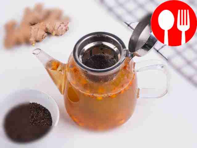 Залейте все ингредиенты кипятком.