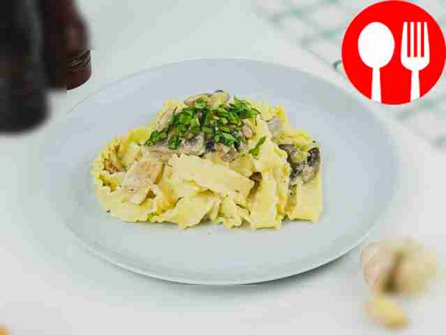 Паста с грибами в сливочном соусе