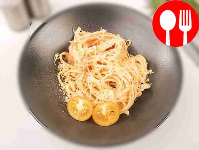 Спагетти с помидорами