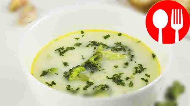 Сливочный суп с кускусом и брокколи