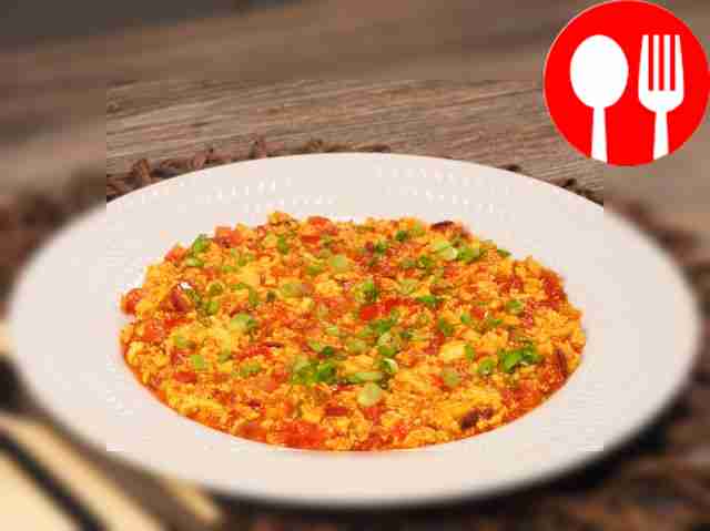 Омлет из тофу и помидоров