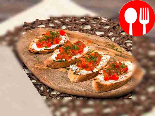 Брускетта с томатами «Пинк Парадайз»