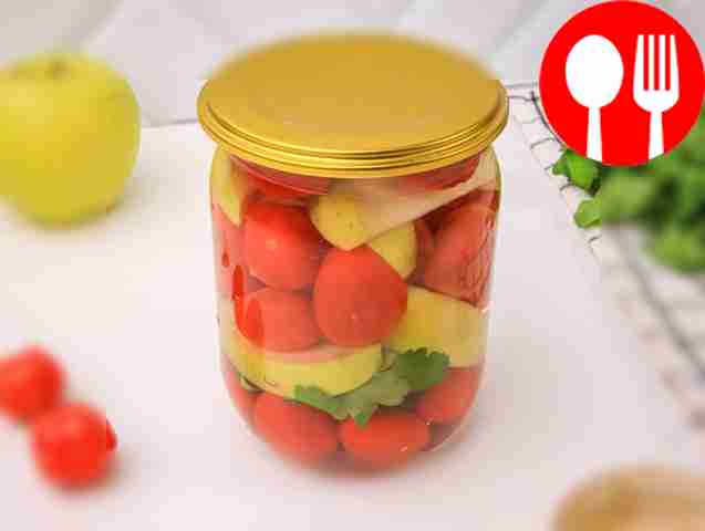 Маринованные помидоры с яблоками