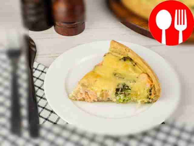 Киш с семгой и брокколи