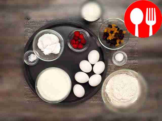 Охладите сливки в холодильнике. Подготовьте...