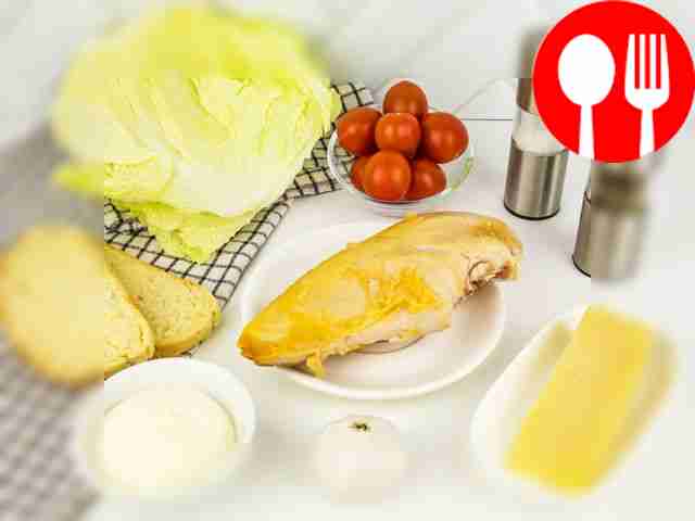 Промойте овощи и сварите перепелиные яйца.