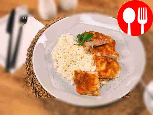 Свиная отбивная в сухарях