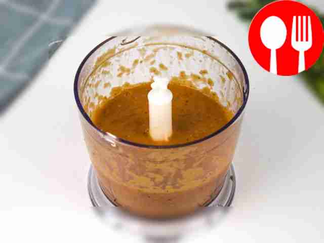 - Переложите овощи в блендер и измельчите до...