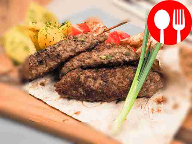 Люля-кебаб в электрошашлычнице