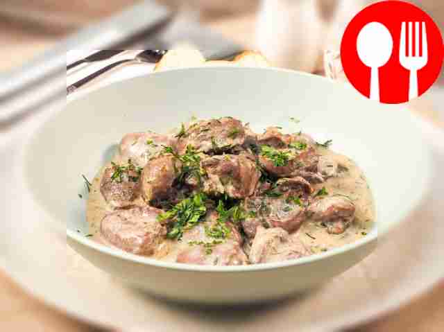 Сердечки индейки тушеные