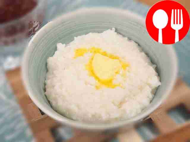 Детская рисовая каша на молоке