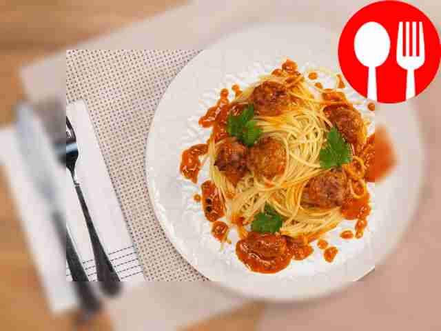 Фрикадельки с помидорами