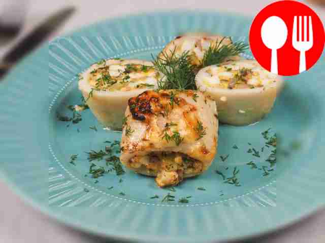 Кальмары, фаршированные грибами