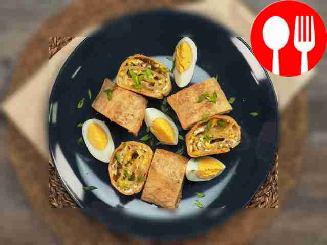 Дайте слоёному рулету слегка остыть перед...