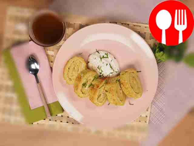 Рулет из кабачков с сыром