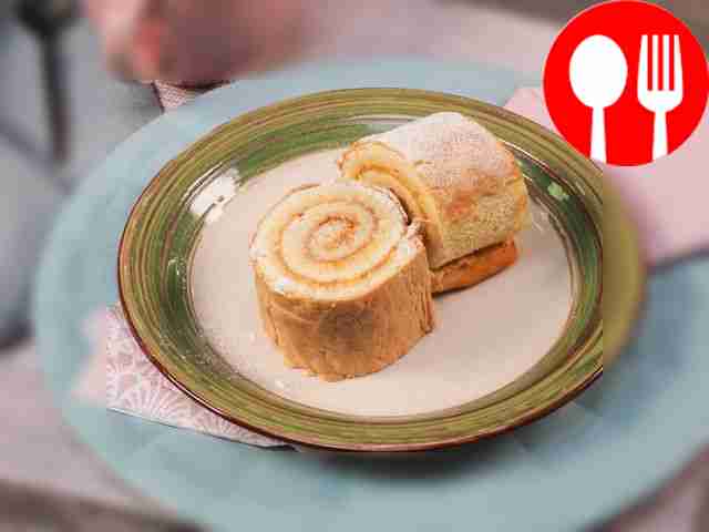 Рулет с вареньем