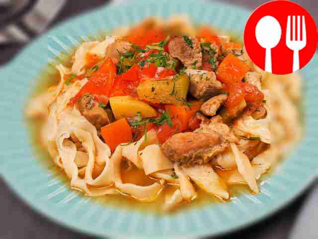 Лагман на говядине с редькой