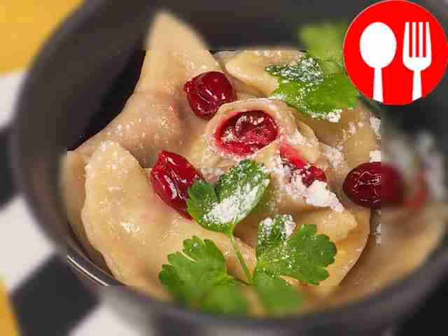 Вареники с вишней на кефире