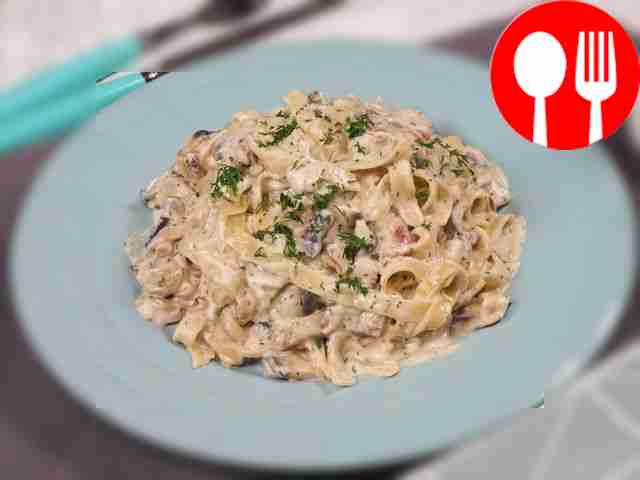 Фетучини с беконом