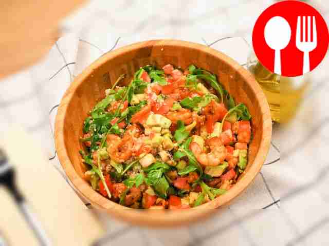 Киноа с креветками