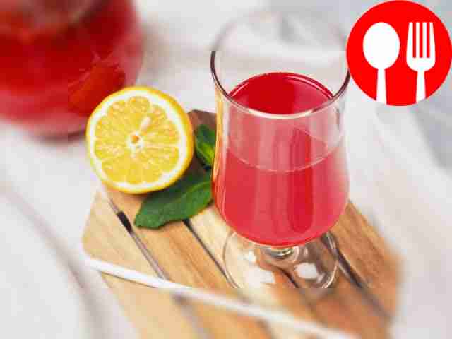 Полезный брусничный морс