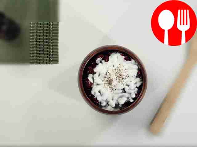 Салат с красной фасолью и курицей