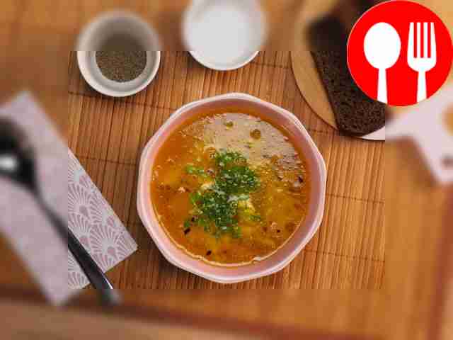 Куриный бульон с картошкой