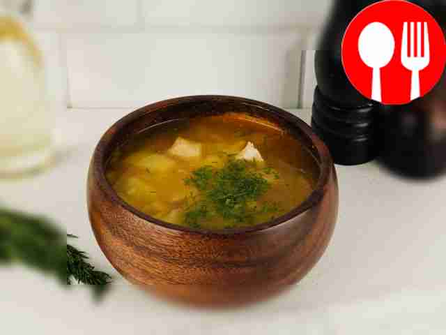 Гороховый суп с копченой курицей