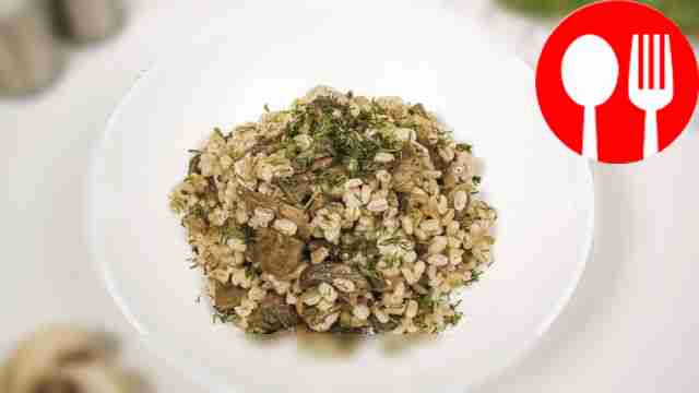 Перловка с грибами