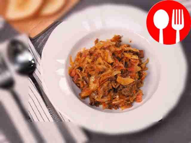 Бигос из свежей капусты в мультиварке