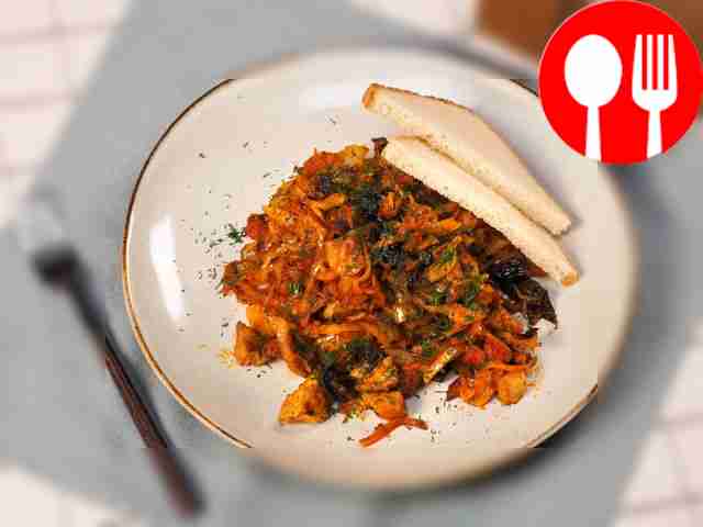 Бигос из свежей и квашеной капусты