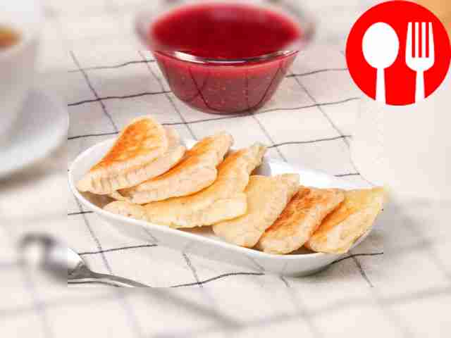 Жареные пирожки с сыром