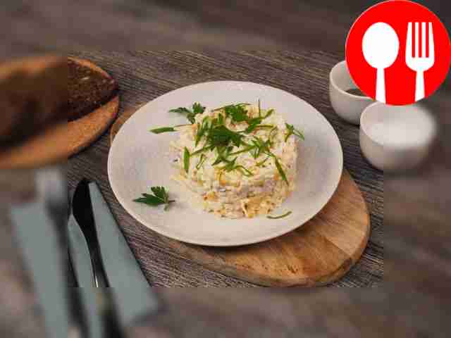 Салат с курицей и кукурузой