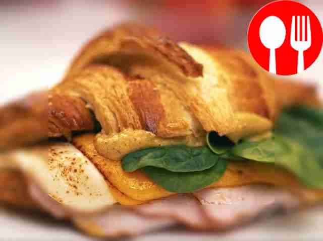 Круассан с сыром