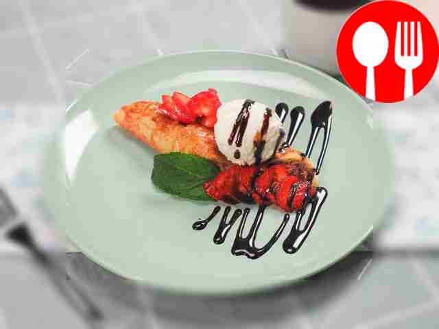 Штрудель с клубникой