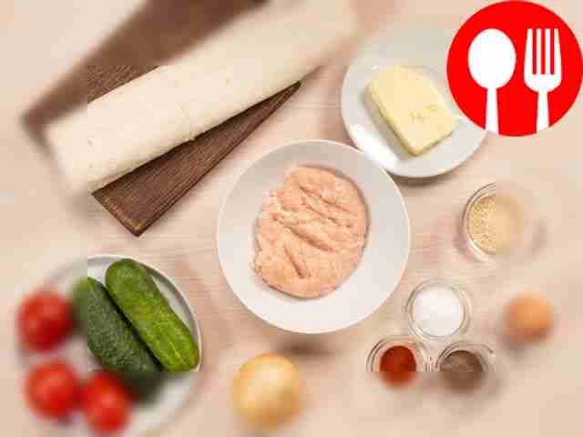 Очистите лук от кожуры, хорошо промойте и...