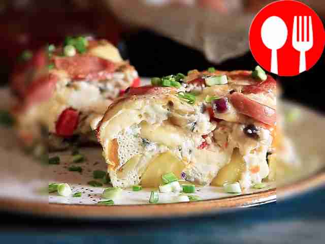 Запеканка с овощами и сосисками