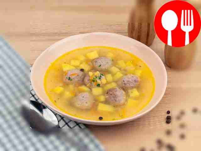 Гороховый суп с фрикадельками