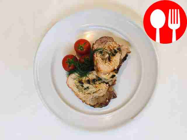 Запеченный мясной рулет