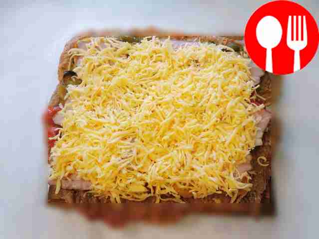 Разрежьте мясо на порционные куски и...