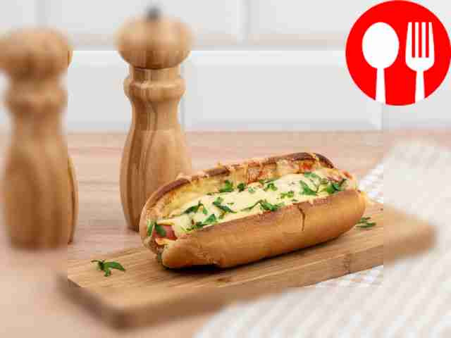 Хот-дог с сыром