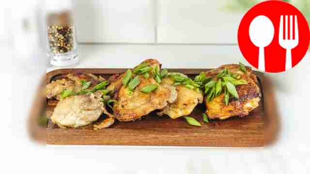 Куриные бедра на сковороде