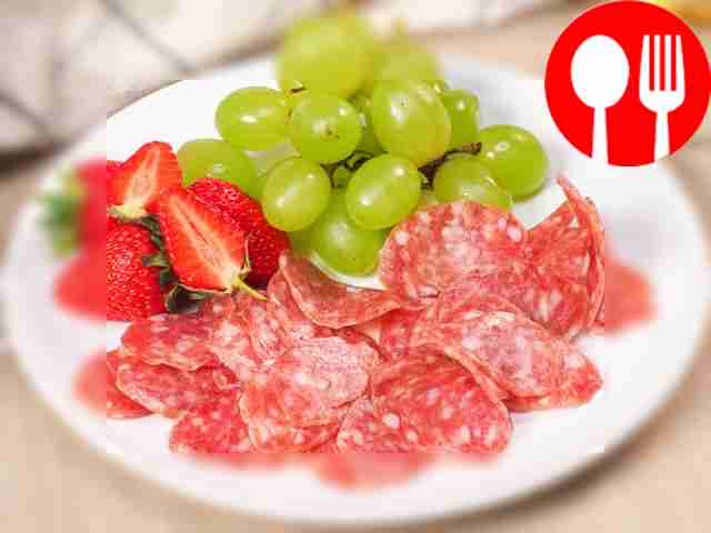 Домашняя сыровяленая колбаса