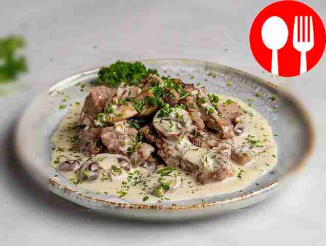 Мясо по-строгановски с грибами