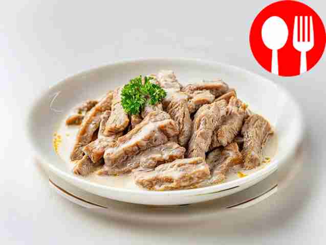 Бефстроганов из свинины в сметанном соусе