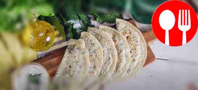 Кутабы с чечевицей и зеленью