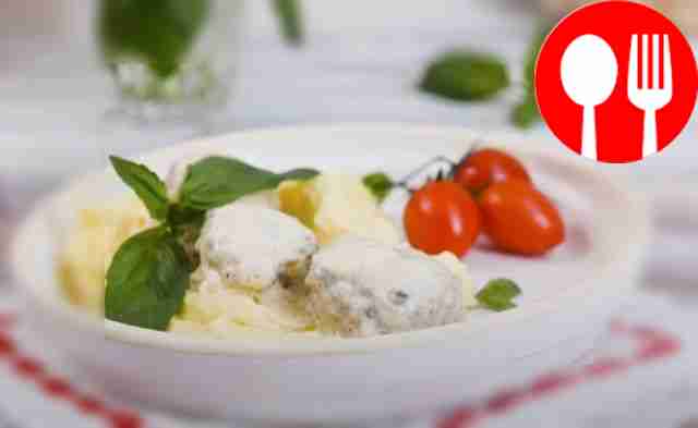 Тефтельки с картофельным пюре