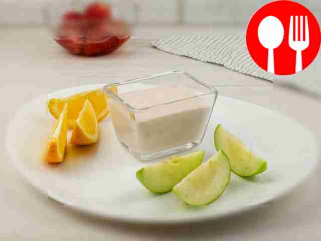 Сливочно-клубничный творожок