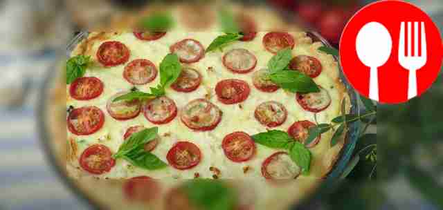 Киш с томатами и шпинатом